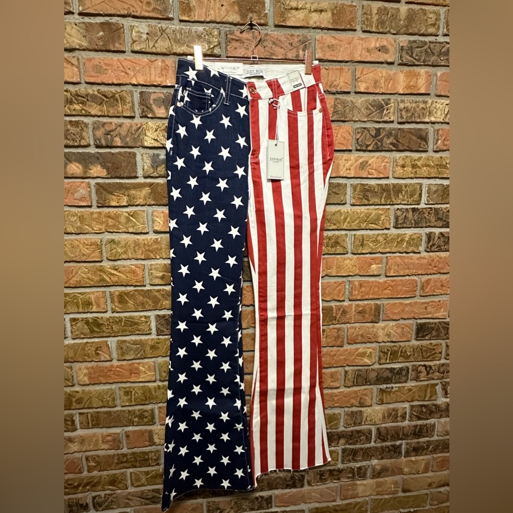 Judy Blue American Flag Flares